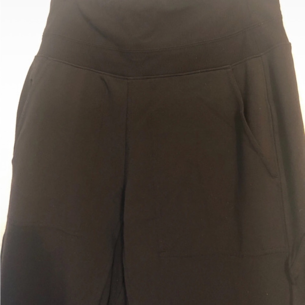 Like New Athleta Venice Jogger in Black - Picture 4 of 8